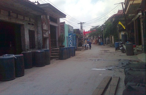 'Nấu' rượu không khói: Cồn + nước lã + hương liệu? 'Nấu' rượu không khói: Cồn + nước lã + hương liệu?