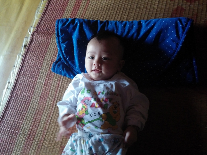 Cháu bé bị bỏ rơi ở chùa Diên Khánh đã có bố mẹ mới