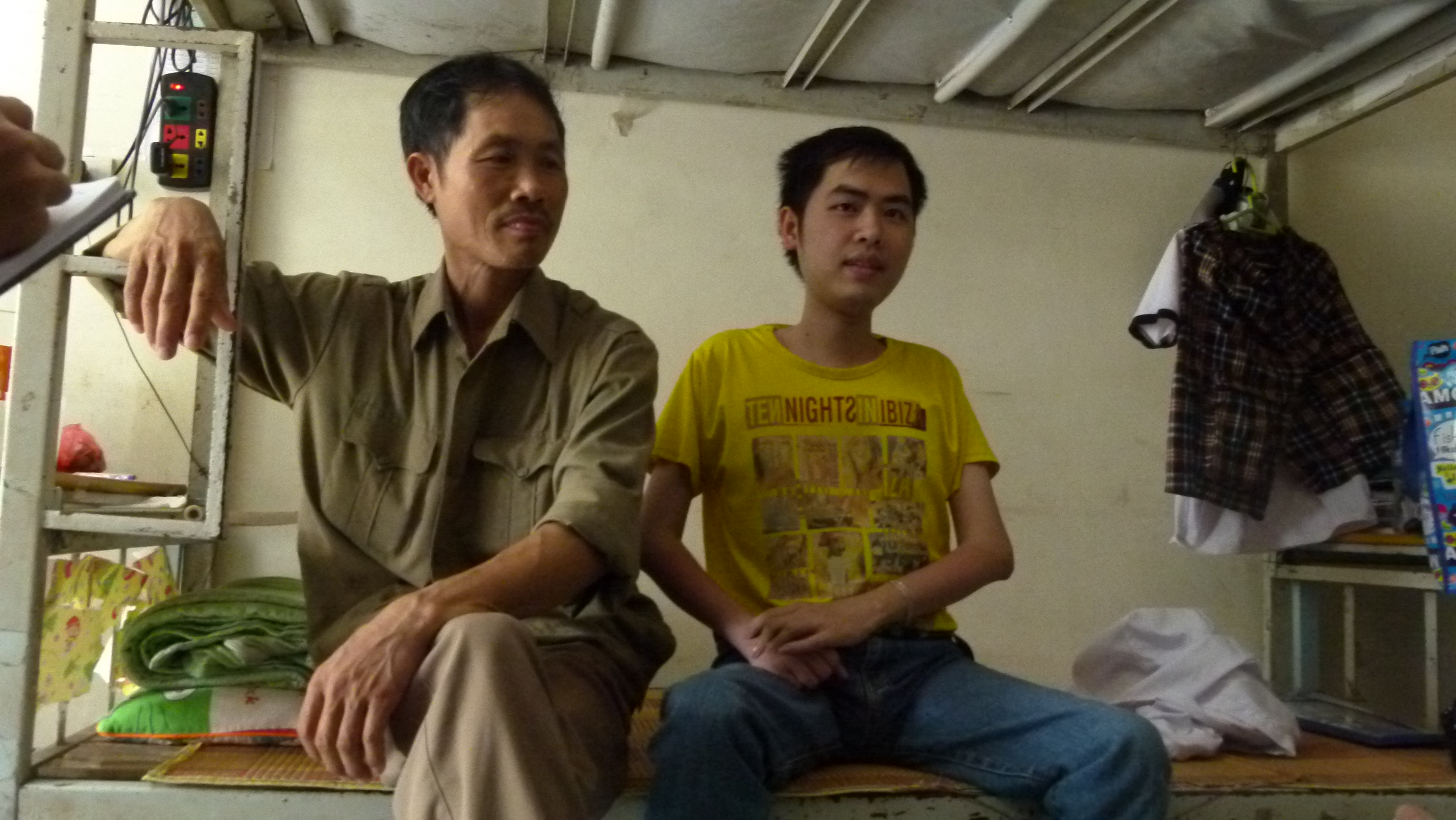 Đi thi Đại học trên đôi chân của bố