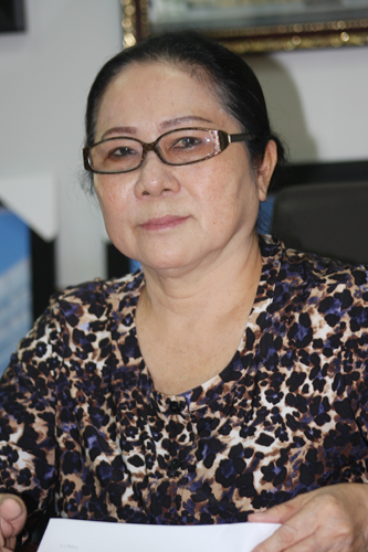 Bà Bạch Diệp: Người ta đồn tôi nợ hàng tỷ đôla Bà Bạch Diệp: Người ta đồn tôi nợ hàng tỷ đôla