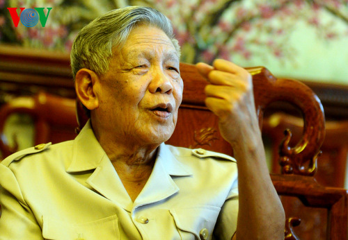 Thách thức lớn nhất là vấn đề xây dựng, củng cố Đảng Thách thức lớn nhất là vấn đề xây dựng, củng cố Đảng