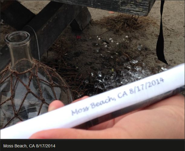 Lá thư lạ trong chiếc chai lênh đênh trên biển