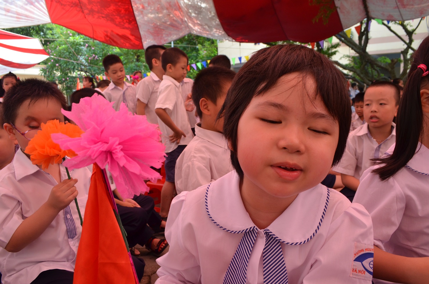 Học sinh khiếm thị dự lễ khai giảng năm học mới