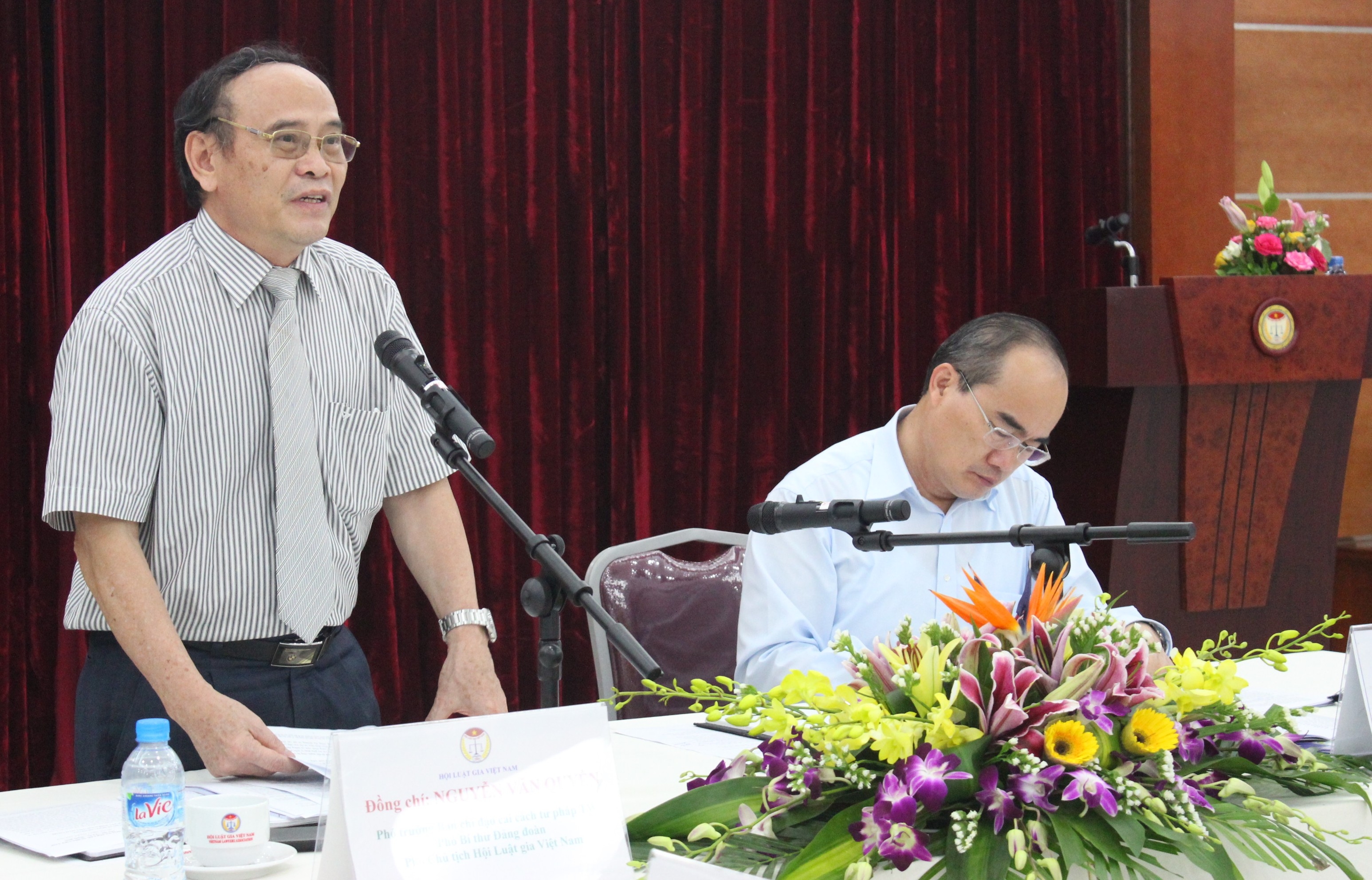 Chủ tịch MTTQ VN Nguyễn Thiện Nhân làm việc tại Hội Luật gia 