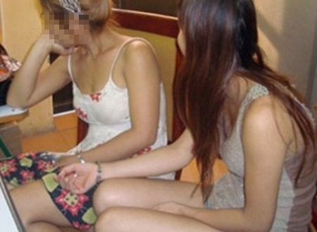 Thanh Hóa: Bắt chủ quán karaoke điều tiếp viên Thanh Hóa: Bắt chủ quán karaoke điều tiếp viên