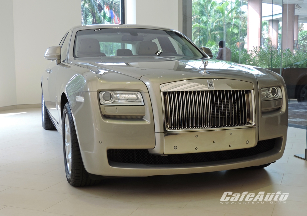 Thêm Rolls-Royce chính hãng về Việt Nam, giá gần 19 tỷ đồng