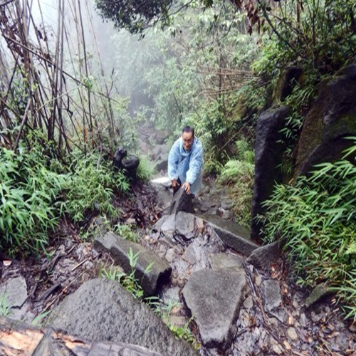 (bgiay)Nghị lực phi thường của lão ông đạt kỷ lục châu á bốn lần 