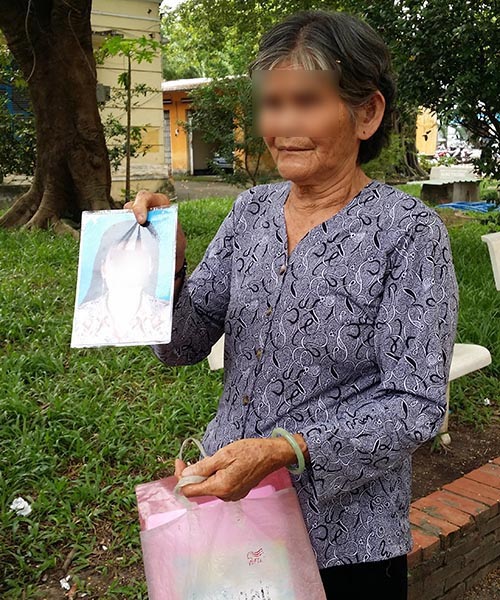 (bgiay)Tâm sự xót xa của cụ bà có con gái bị chồng sát hại (bgiay)Tâm sự xót xa của cụ bà có con gái bị chồng sát hại