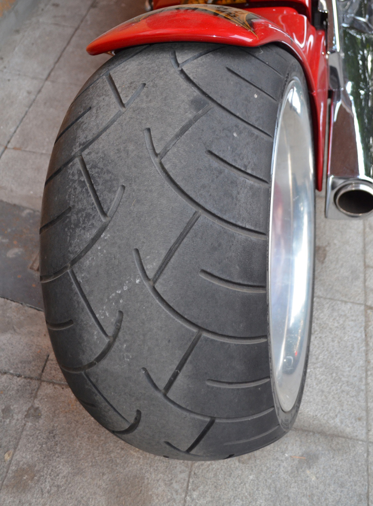 Mãn nhãn trước siêu mô tô dáng 