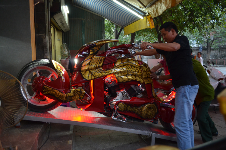 Mãn nhãn trước siêu mô tô dáng 