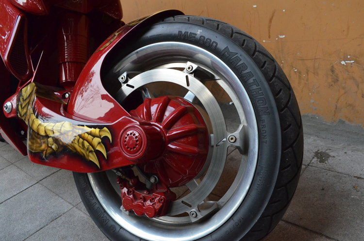 Mãn nhãn trước siêu mô tô dáng 