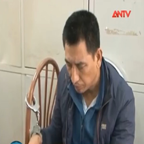 Clip: Tên trộm đột nhập, cuỗm cả chục smartphone