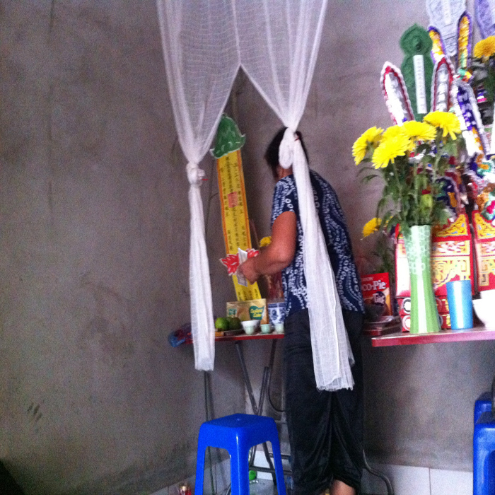 (b giay)Thực hư người chết “nhập hồn” “tố” bị sát hại bằng thuốc 