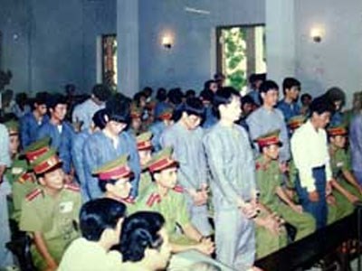 Chuyện chưa kể về phiên toà xử 'ông trùm' Khánh trắng