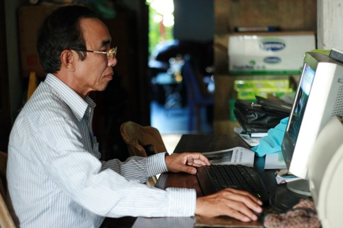 (bgiay)Chuyện chưa biết về người thầy biên soạn bài giảng (bgiay)Chuyện chưa biết về người thầy biên soạn bài giảng