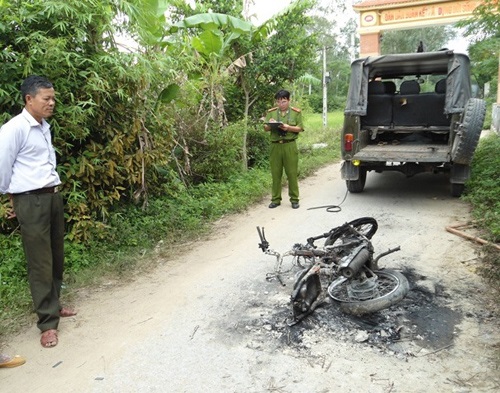 (Bgiay)Tăng thêm quyền cho lực lượng công an xã “làm án ngay từ đ (Bgiay)Tăng thêm quyền cho lực lượng công an xã “làm án ngay từ đ