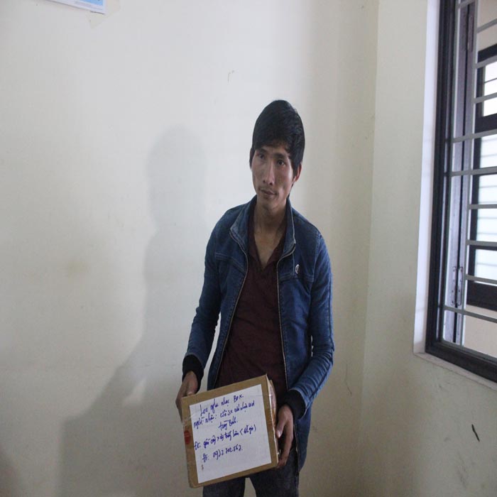 26 ngày truy tìm kẻ gửi hộp quà chứa mìn khiến xe khách phát nổ 26 ngày truy tìm kẻ gửi hộp quà chứa mìn khiến xe khách phát nổ