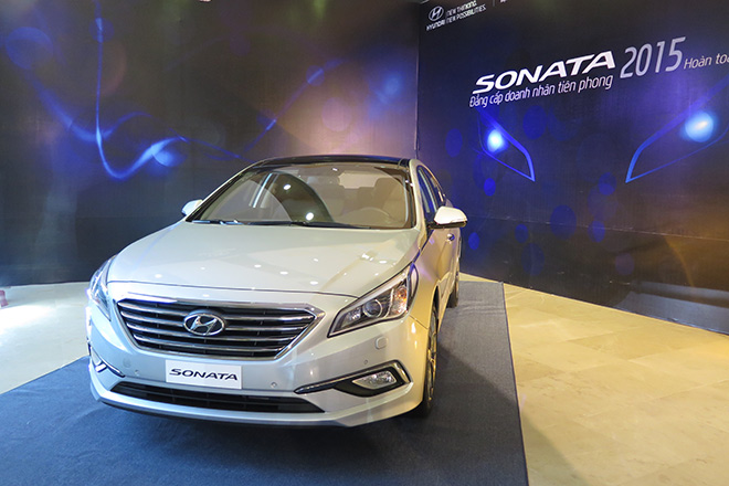 Đọc vị đối thủ mới, giá ngon của Toyota Camry ở Việt Nam