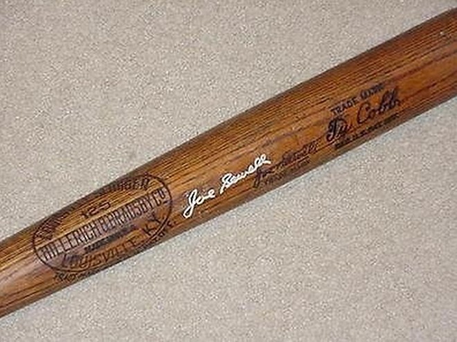 12 món đồ có giá cao ngất ngưởng trên Amazon