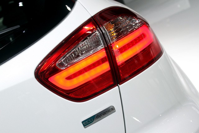 Chi tiết xe giá rẻ Kia Rio 2015