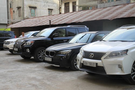 Đại ca giang hồ chơi ngông, đại gia ngàn tỷ phát hãi