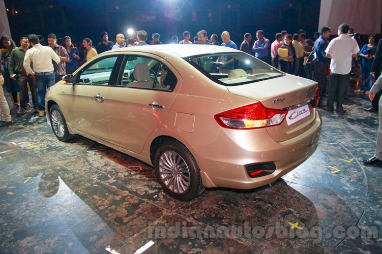 Phát thèm Suzuki Ciaz giá chỉ 242 triệu đồng tại Ấn Độ Phát thèm Suzuki Ciaz giá chỉ 242 triệu đồng tại Ấn Độ