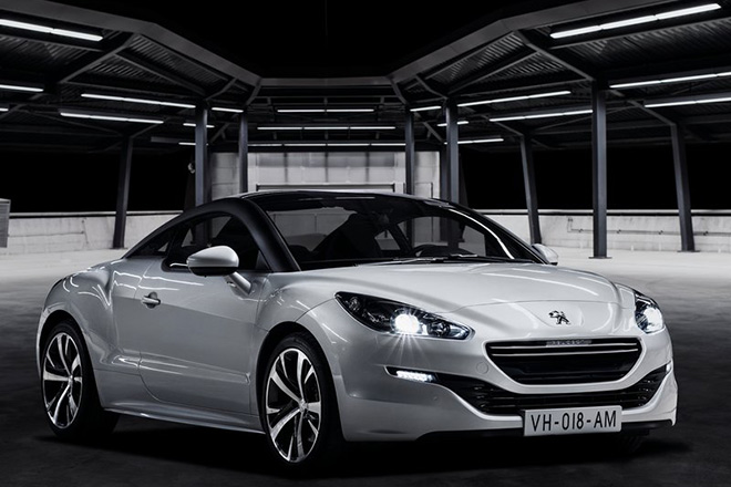 Ngắm cặp “lính mới tò te” của thị trường ôtô Việt