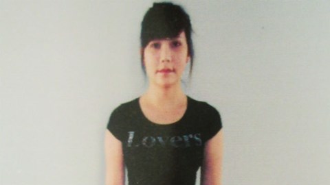 Đau đầu xác định giới tính của “mỹ nữ” kiểu “cắt tóc - móc túi”