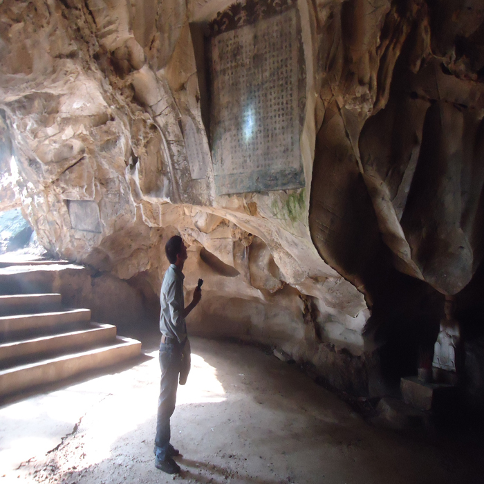 (bgiay)Giải mã các văn tự lạ và mục sở thị “trống trời” giải oan 