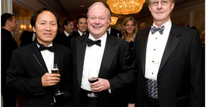 Những khối tài sản khổng lồ ở nước ngoài của đại gia Việt Những khối tài sản khổng lồ ở nước ngoài của đại gia Việt