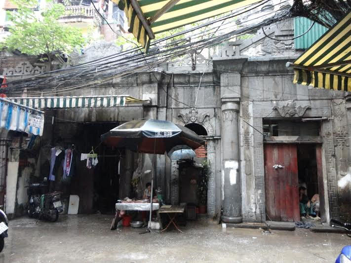 (bgiay)Giải mã những câu chuyện kỳ bí ở “khu phố Cổ Mộ” giữa Hà t (bgiay)Giải mã những câu chuyện kỳ bí ở “khu phố Cổ Mộ” giữa Hà t