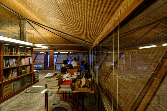 Nhà tre truyền thống độc đáo giữa Hà Nội