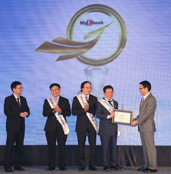 TPBank xếp hạng nhất về dịch vụ Mobile Banking TPBank xếp hạng nhất về dịch vụ Mobile Banking