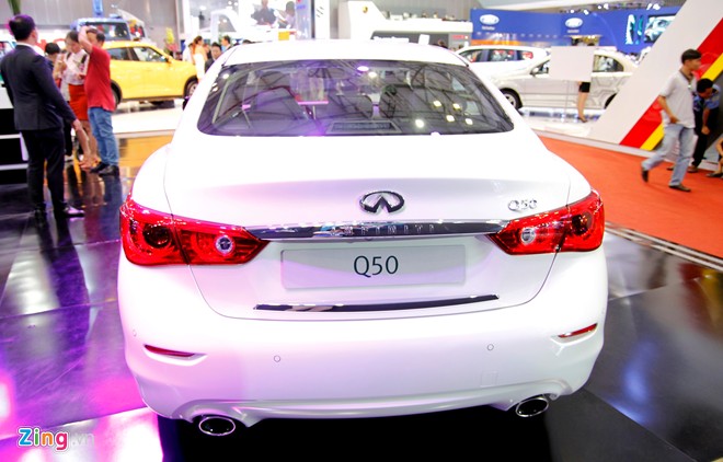 Infiniti giới thiệu Q50 tại Vietnam Moto Show 2014
