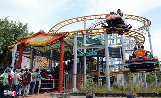 Khách đổ về Đại Nam trước khi đóng cửa Khách đổ về Đại Nam trước khi đóng cửa