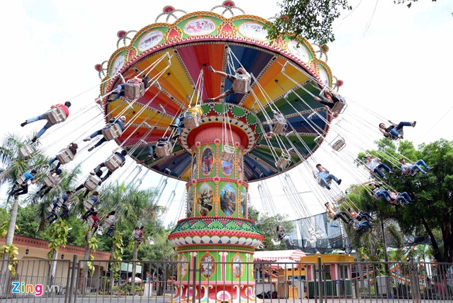 Khách đổ về Đại Nam trước khi đóng cửa Khách đổ về Đại Nam trước khi đóng cửa