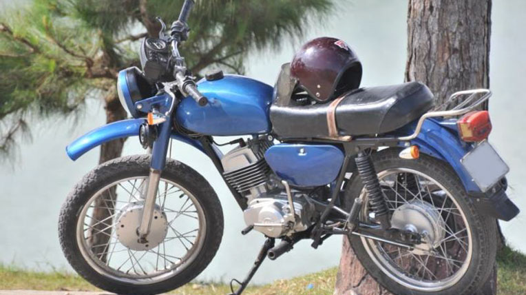 Xe côn tay 8 triệu đồng dành cho “con nhà nghèo” Xe côn tay 8 triệu đồng dành cho “con nhà nghèo”