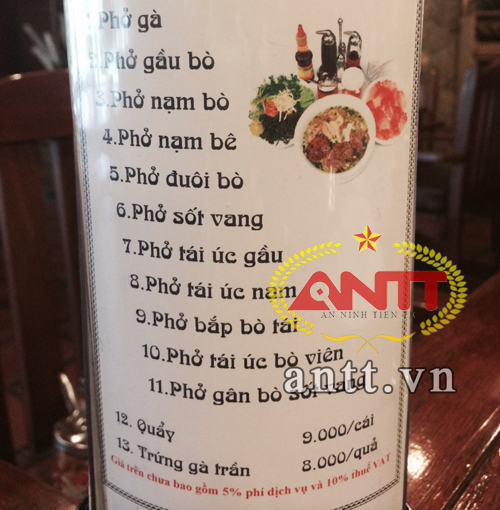 Một bát phở, hai chiếc quẩy giá gần 600 nghìn đồng