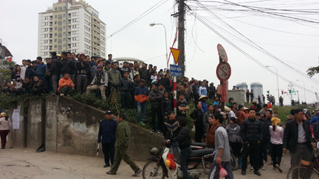 Toàn cảnh hiện trường vụ cháy chợ Nhật Tân - Hà Nội