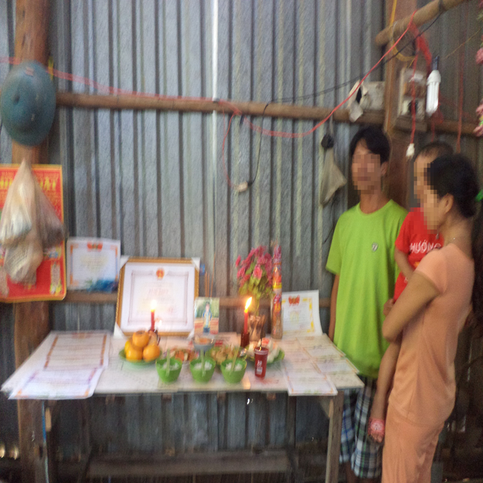 (bgiay)Nỗi đau đớn tột cùng của người mẹ có con học giỏi tự tử vì