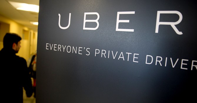 “Xe sử dụng Uber hoạt động như taxi dù” “Xe sử dụng Uber hoạt động như taxi dù”