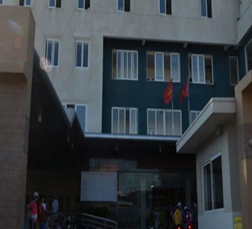 (bgiay)Rúng động vụ truy sát từ quán cà phê đến phòng cấp cứu bện