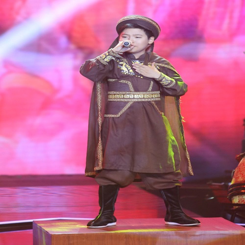 (bgiay)Từ mâu thuẫn giữa gia đình Mai Chí Công và công ty đào tạo (bgiay)Từ mâu thuẫn giữa gia đình Mai Chí Công và công ty đào tạo