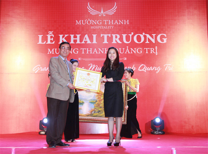 Đời tư kín đáo của ái nữ đại gia “điếu cày” Lê Thanh Thản Đời tư kín đáo của ái nữ đại gia “điếu cày” Lê Thanh Thản