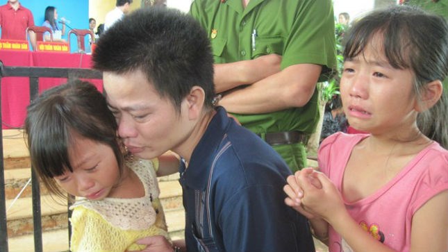 Nước mắt muộn của người đàn ông lỡ tay sát hại con đẻ