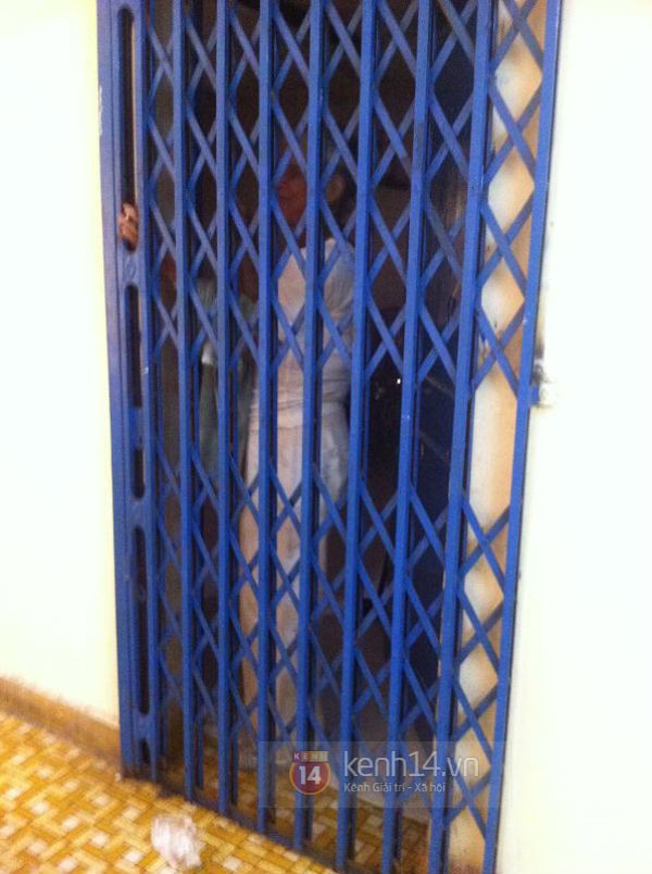 Bà cụ mù bán vé số bị ức hiếp lần đầu lên tiếng về vụ việc Bà cụ mù bán vé số bị ức hiếp lần đầu lên tiếng về vụ việc