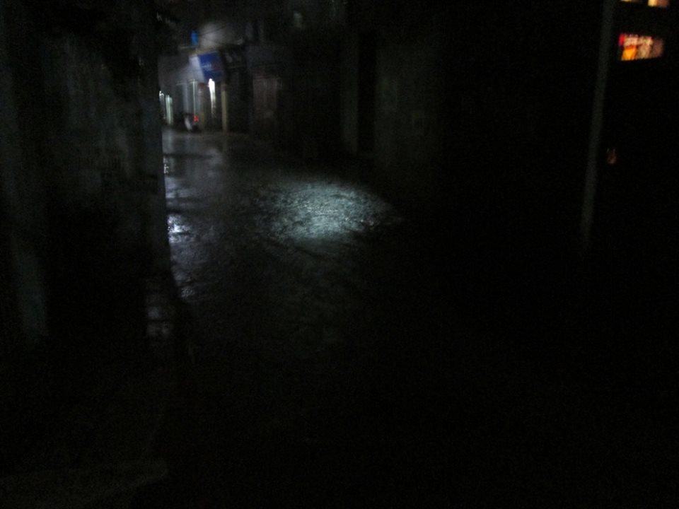 Tối 07/06, Hà Nội ngập lụt sau 30 phút mưa to