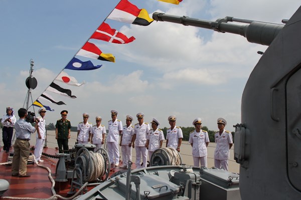 Ngắm hai tàu pháo tên lửa đầu tiên do Việt Nam đóng