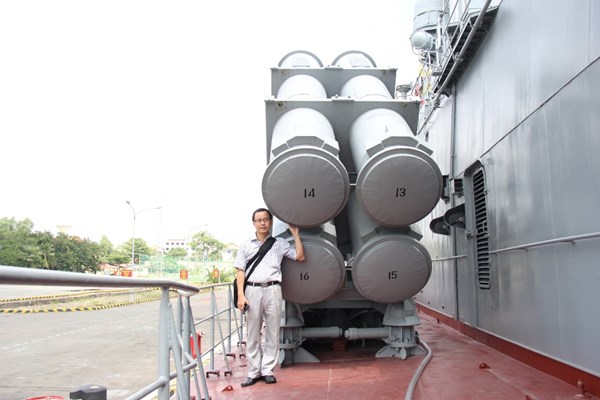 Ngắm hai tàu pháo tên lửa đầu tiên do Việt Nam đóng