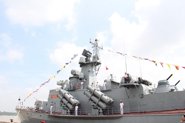 Ngắm hai tàu pháo tên lửa đầu tiên do Việt Nam đóng